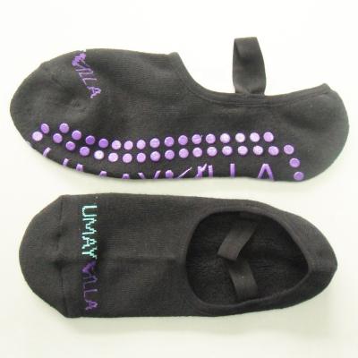 China Antibacterial Custom Strap No Anti Slip Socks Show Grippy Bar Pilates Lagree Fitness Use Sock Non Slip Logo Bella Sock Mary Jane Style Sticky for sale