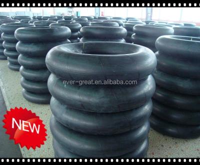 China Butyl Rubber Truck Tube / Inner Tube 1000-20 In High Quality And Tensile Strength for sale