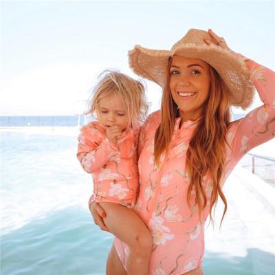 China 2021 Kids One Piece Swimsuit QUICK DRY Family Swimwear Long Sleeve Swimsuit Pink Zipper Bikini For Girls for sale