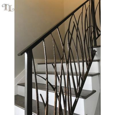 China Handrails Modern Wrought Iron Stair Railing Luxury Railing Fencing Modern Simple Wrought Iron Railing for sale