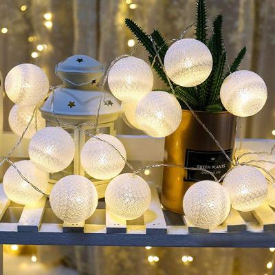 China 20leds String Light Customizable Decoration 20leds Cotton Ball String Light Colorful Christmas Tree Lamp for Indoor for sale