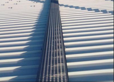 China Breite Sonnenkollektor-Dach-Gehweg-Diamond Grip Grating Metal Productss 400mm zu verkaufen