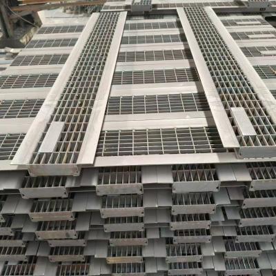 China Municipal Engineering Ditch Cover Non Slip Grating Long Anti Corrosion Life for sale