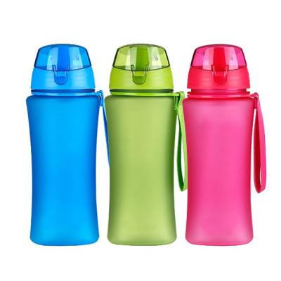 China 480ML Tritan Sustainable Food Grade Rubber Coating Plastic Water Bottle As Customized Color And Logo for sale