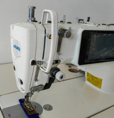 China HK 928 Triple Needle Feed Programmable Off Arm Chain Stitch Max Power Industrial Technical Formation Sewing Machine Parts Dimensions Flat for sale