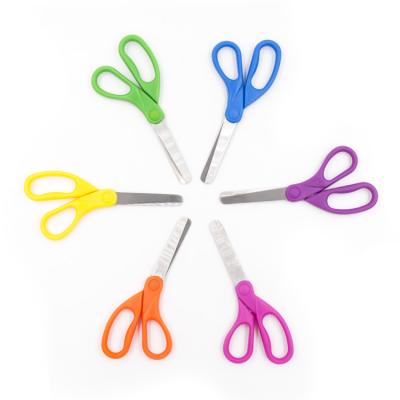 China Hot Selling Universal Cut-in Multi-Color Plastic Handle Scissors Safety Kids Amazon Blunt Color Tips For Kids for sale