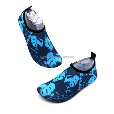 China Lightweight Factory Price OEM Custom Design Neoprene Non-slip Comfortable Water Aqua Swimming Diving Shoes for sale