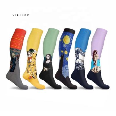 China Wholesale World Famous Antibacterial Manufacturing Vincent Van Gogh Starry Sky Novelty Art Squeeze Socks for sale