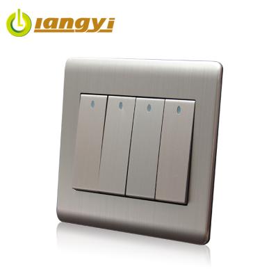 China Four Gang One Way ISO Certificated Standard 16A UK Plug Electric Power Four Gang One Way Push Button Wall Switch à venda