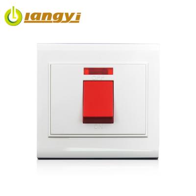 Cina 20A switch with plug ISO certification competitive price British Standard Electric Power 20A switch with neon in vendita