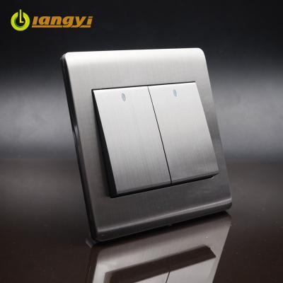 China Eco Friendly New Designed Two Way Wall 2 Gang 1 Way Home Power Saving Electrical Switch Te koop