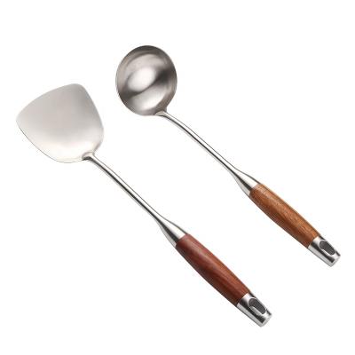 China Sustainable Home Kitchen Cooking Tool Kit Metal Soup Ladle Turner With Wooden Handle for sale