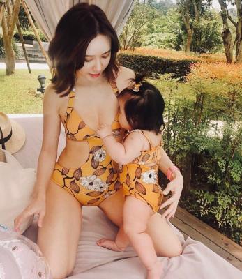 China Custom Breathable Summer Collection OEM Mommy and Me Swimsuit Printed Little Swimwear Bikini for Girls Kids Teens for sale