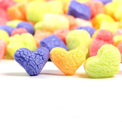 China Eco-friendly Peanuts Foam Cornstarch Heart Shockproof Packaging Material Shockproof Packaging Wholesale for sale