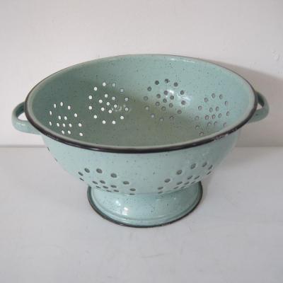 China Viable enamel stain strainer, enamel sieve for sale