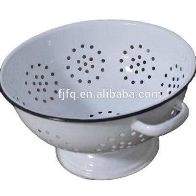 China Viable Hollow Enamel Colander Kitchen Basket And Vegetable Sieve for sale