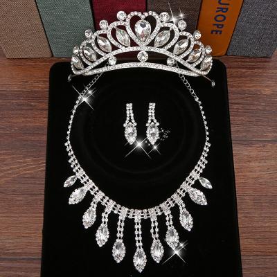 China 2022 new female bridal ornament necklace romantic three-piece wedding dress fashion accessories for sale