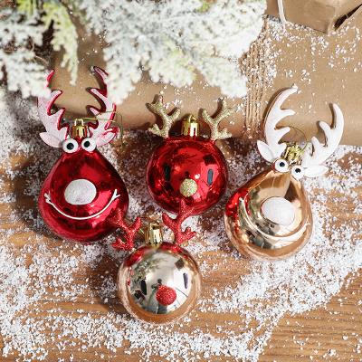 China Plastic Christmas Tree Ornaments Elks Decoration Supplies Christmas Tree Hanging Ornament Adornos Navidenos for sale