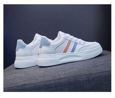 China Latest Fashion Trend Student Breathable Shoe Flat Sneakers Tennis Sneakers Fashion Walking Shoes for sale