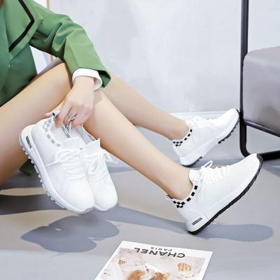 China Fashion Trend Summer And Autumn Styles Breathable Mesh Fabric Shoes Fashion Small White Sports Shoes For Women for sale