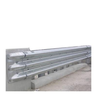 China To Keep People Roadway Safe Use Three Wave Guardrail AASHTO M180 Barricades Highway Guardrail Q235 Metal Beam Guardrail for sale