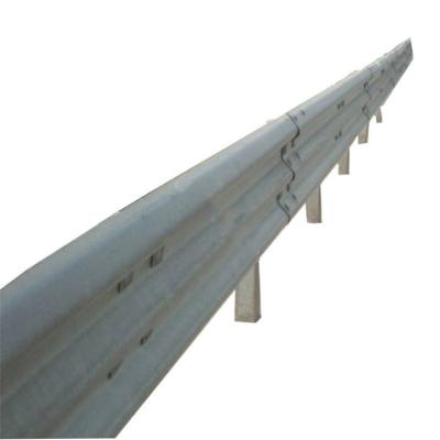 China To Keep People Road Safety Thrie Wave Beam Guardrail AASHTO M180 Road Barrier Hot Dipped Galvanized Safe Hot Dipped Galvanized Guardrail Anti for sale