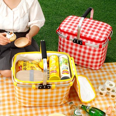 China CLASSIC 2022 Runhui customize logo stock picnic basket high quality with wine holder foldable small picnic basket with large capacity for sale