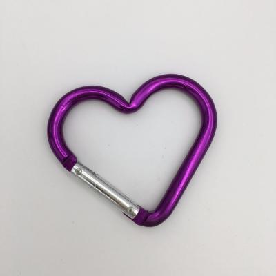 China Metal Heart Shape Carabiner Small Metal Keychains for sale