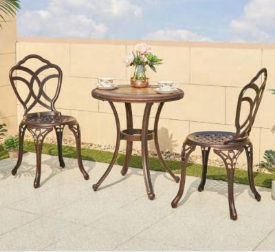 China Contemporary Outdoor Patio Dining Commercial Use Garden Furniture Table Chair Set for sale