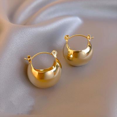 China TRENDY European and American simple metal round earrings for woman neo gothic girls fashion small gold plated 18k hoops earrings for sale