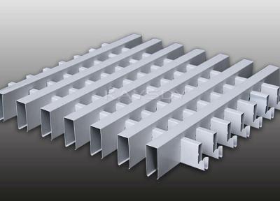 China rejilla de aluminio del techo del grueso de 0.5m m, talla 200 cuadrada x 200m m de Gap de la rejilla del metal en venta