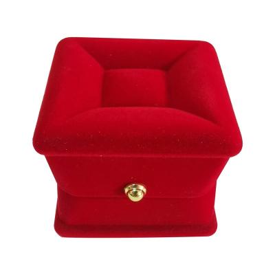 China Red Velvet Ring Box Jewelry Holder Durable Elegant Ring Box Shaped Shell Velvet Jewelry Box for sale