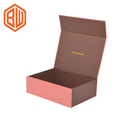 China Recyclable Custom Luxury Magnetic Foldable Gift Clothes Shoes Packaging Folding Cardboard Paper Cardboard Rose Logo Box for sale