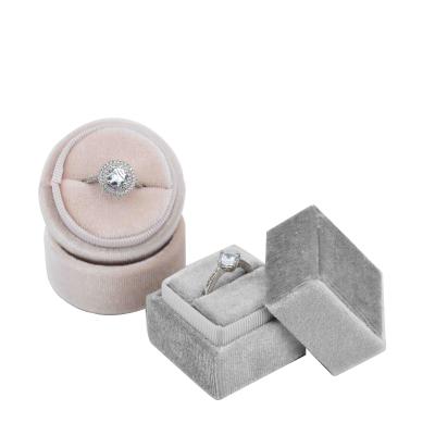 China Wholesale custom modern design velvet ring jewelry packaging China supplier earing jewelry box for ring jewelry earing packaging for sale