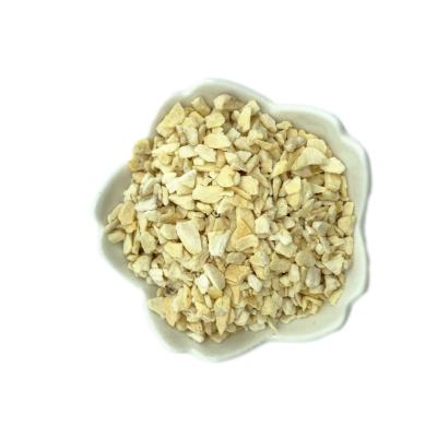 China Wholesale Dry Freeze Dried Cut Banana Food Raw Materials FD Freeze Dried Fruit Pellets for sale