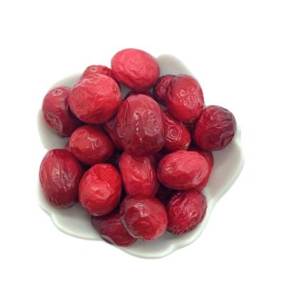 China Competiitve Dry Price Finely Processed Freeze Dried Whole Fruit Cranberry For Vacuum Food Packaging Box for sale