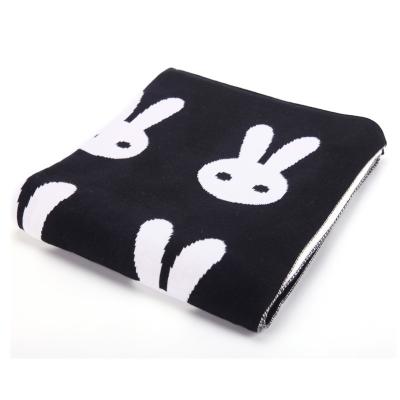 China Anti-static Handmade Thick Baby Blanket New Arrival Winter Animals Cartoon Kid Warm Breathable Soft Knitting Blanket for sale