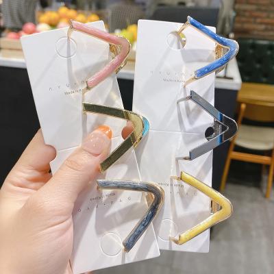 China Trendy geometric shape hair cut simplicity women cut elegant girls hair claw barrettes hair accessories for sale