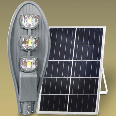 China ROAD factory price high brightness solar street light 100w 200w 300w solar street light led outdoor for sale