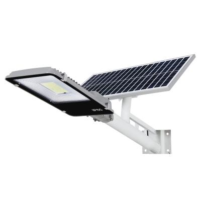 China ROAD High Quality Illumination Lamps Die Cast Aluminum Smart Ip65 Split Solar Street Light for sale