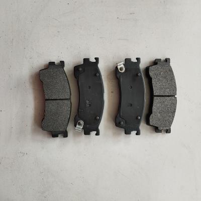 China Cermet Auto Part Set Premium Car Brake Less Pads D583 Fit For Mazda 323 Front for sale