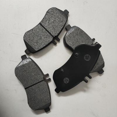 China Less Cermet D1340 Auto Part Set Car Brake Pads Premium Fit For MERCEDES-BENZ W204 s204 for sale