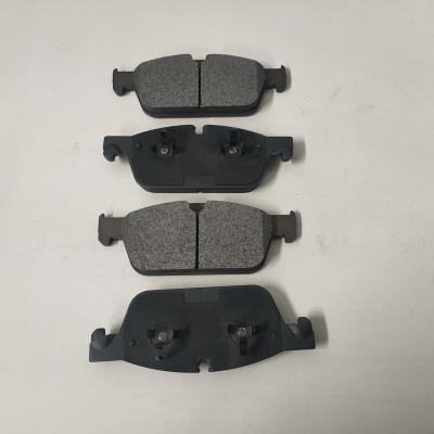 China Less Cermet D1636 High Quality Automotive Brake Pads For Mercedes-Benz GRAND W166 12 ML350 / ML500 Front Plate for sale