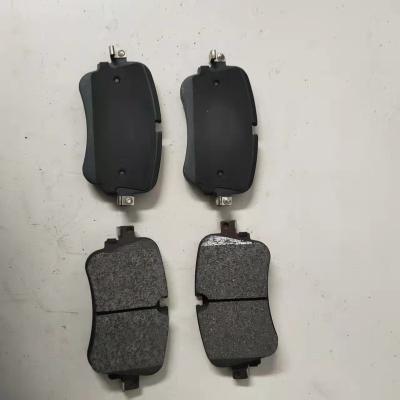 China Cermet Auto Part Set Car Premium Brake Less Pads D1895 Fit For 16 Audi Q7 After for sale