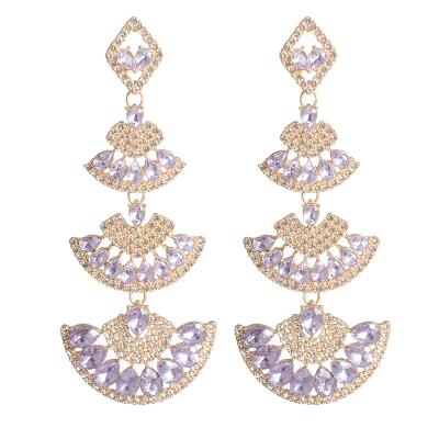 China Trendy Vintage Style Earrings With Two Colors Purple Crystal Scallop Fashion Earrings For Parties 2022 for sale