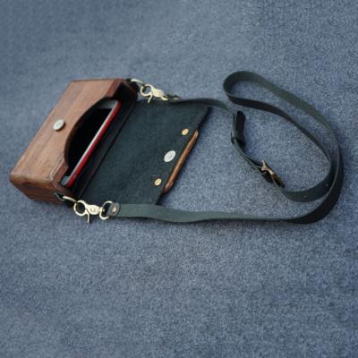 China New Fashion Trends Genuine Leather Shoulder Flap Cross - Wooden Body Phone Bag Purse Wooden Handbags Retro for sale