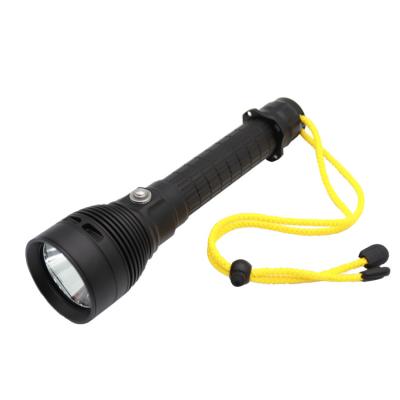 China New Products High Lumen Industrial Hot Waterproof Rechargeable Aluminum Alloy Canister Diving Flashlight for sale