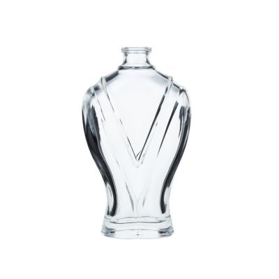 China Classic Colorless Glass Pbeautiful Perfume Bottles With Crimp Spray Pump for sale