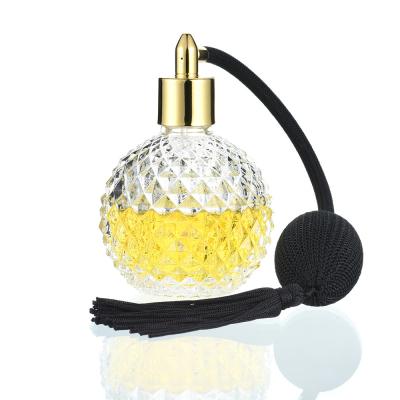 Chine Bouteille de parfum sans couleur d'ananas de pompe de jet de vis de bouteille de parfum d'ampoule à vendre