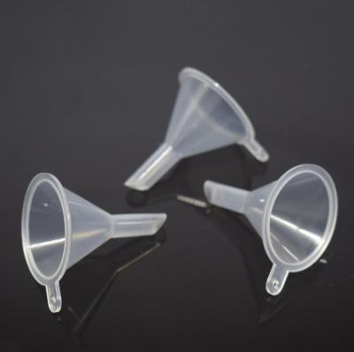 China Essential Oil Perfume Accessories Plastic Mini Funnels Transparent for sale